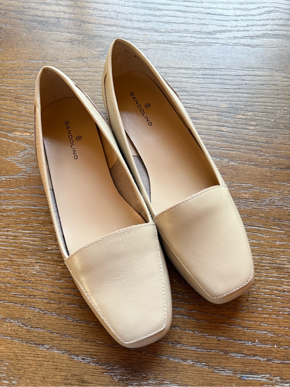 Bandolino Neutral Beige Square-Toe Leather Loafers